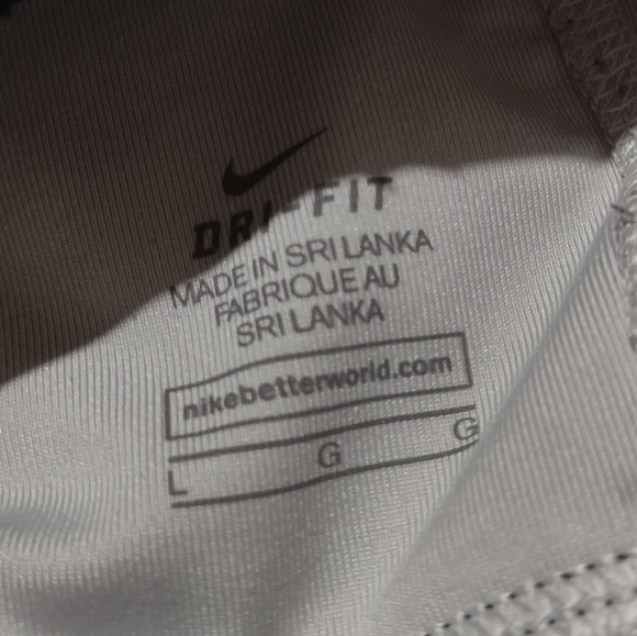 ❤️ SOLD ❤️ Nike Dri-Fit Gray Large Sports Bra - Picture 3 of 3